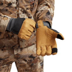 Alternative view of Gunner Glove